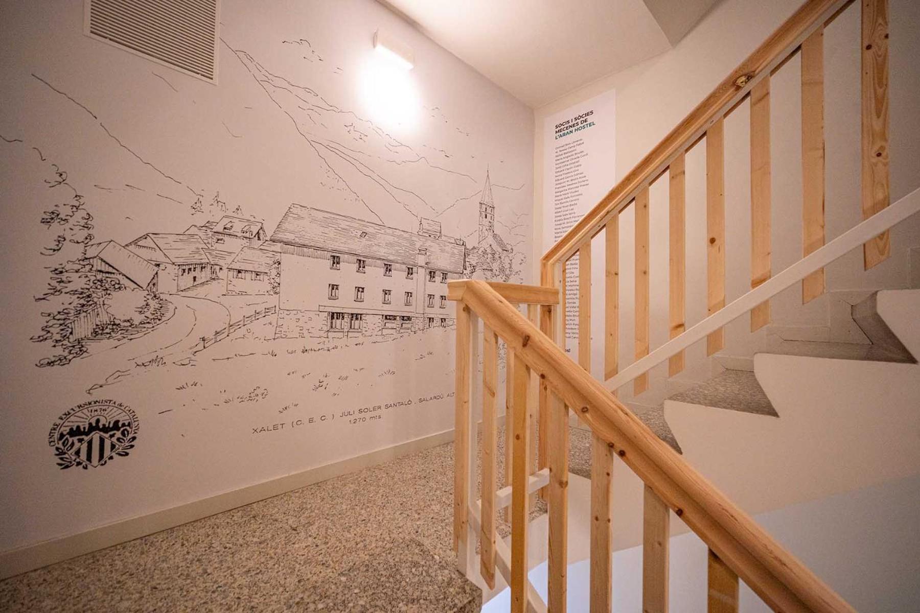 Aran Hostel Salardu Exterior photo